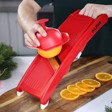 Cleaning a mandoline slicer