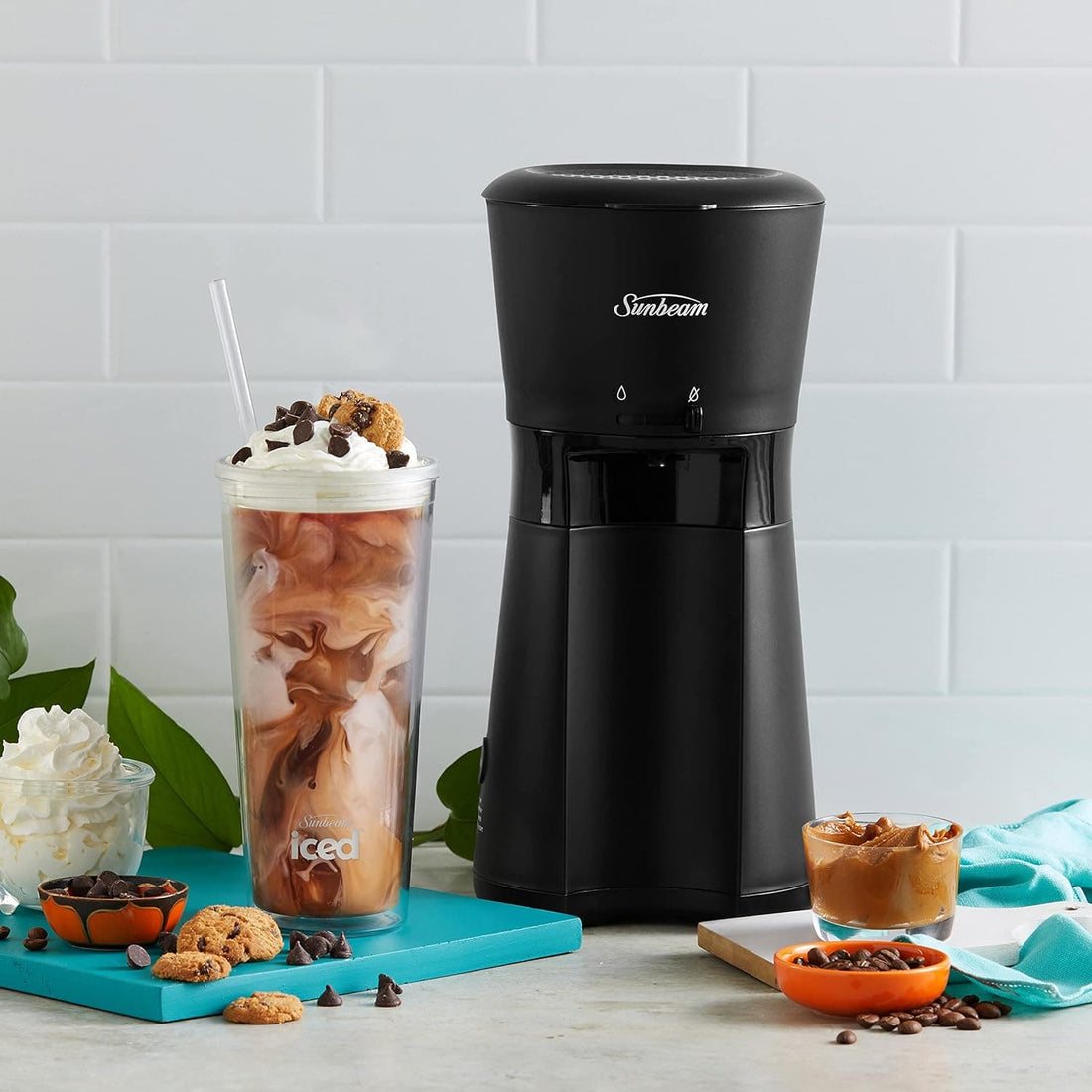 Chef Supply Co Coffee, Tea & Espresso Iced Coffee Machine SDP1000BK