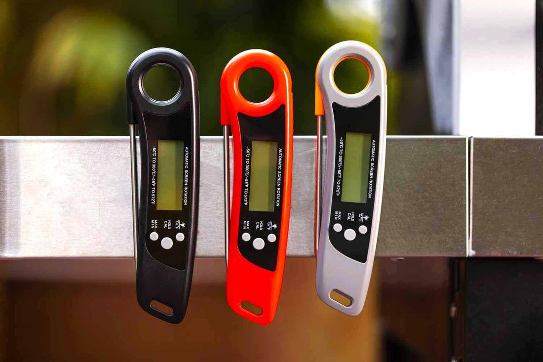 CHEF SUPPLY CO Thermometers Black Instant Read Water Resistant Probe Thermometers
